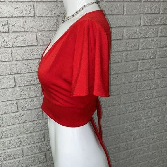 Divided Red V-Neck Tie Back Crop Top Size S - Picture 4 of 9